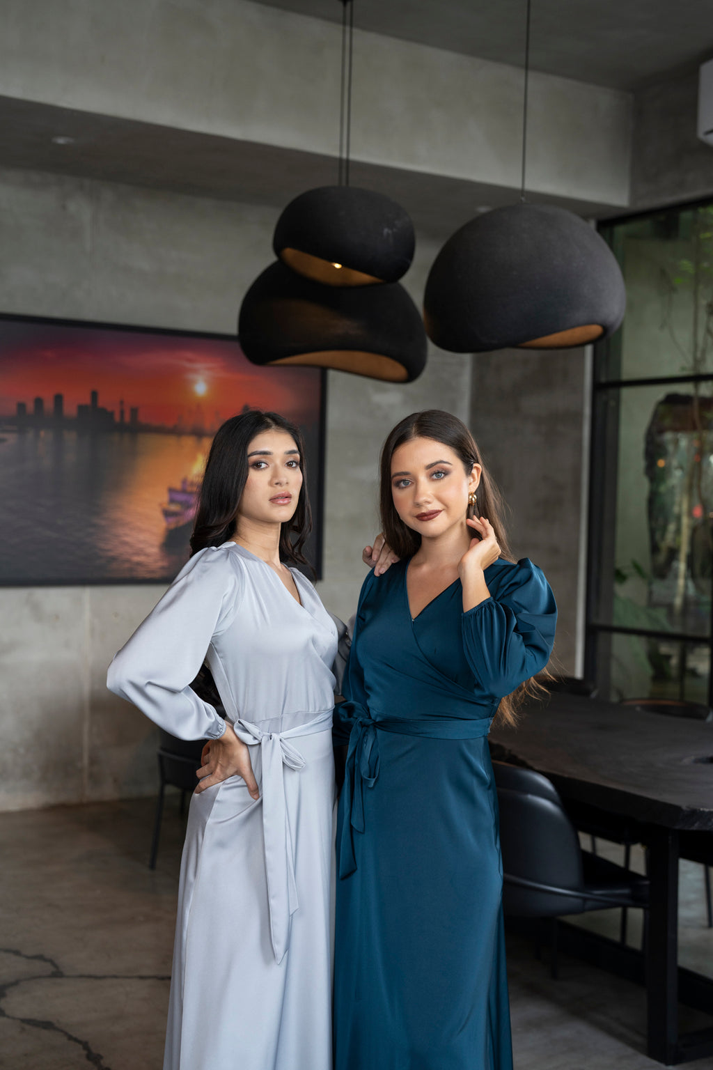 Knot Detailed Midi Dress