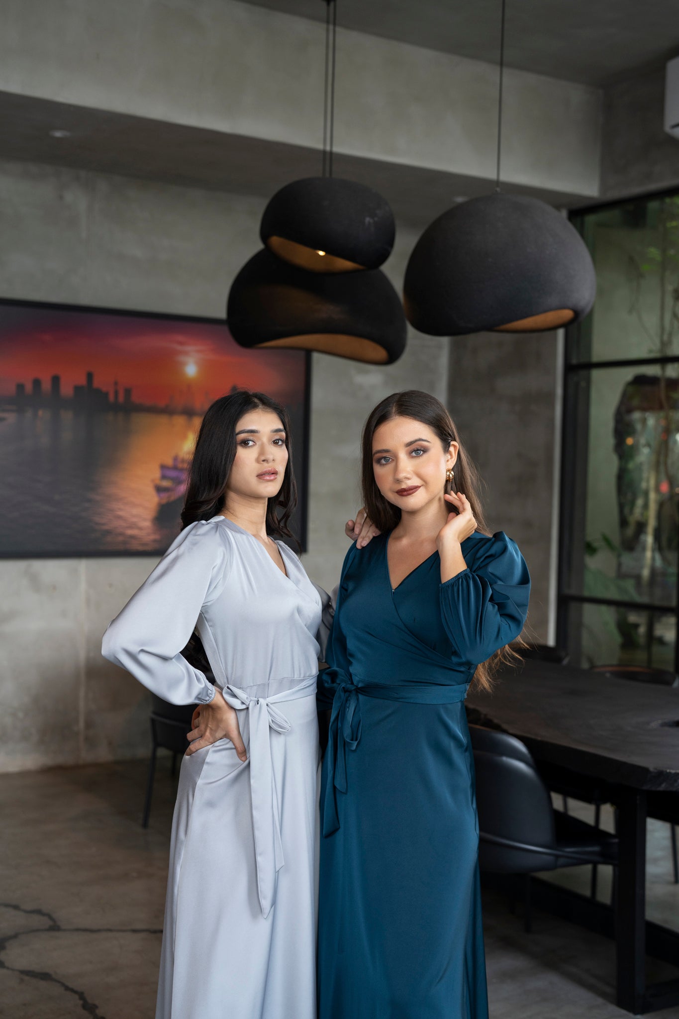 Knot Detailed Midi Dress