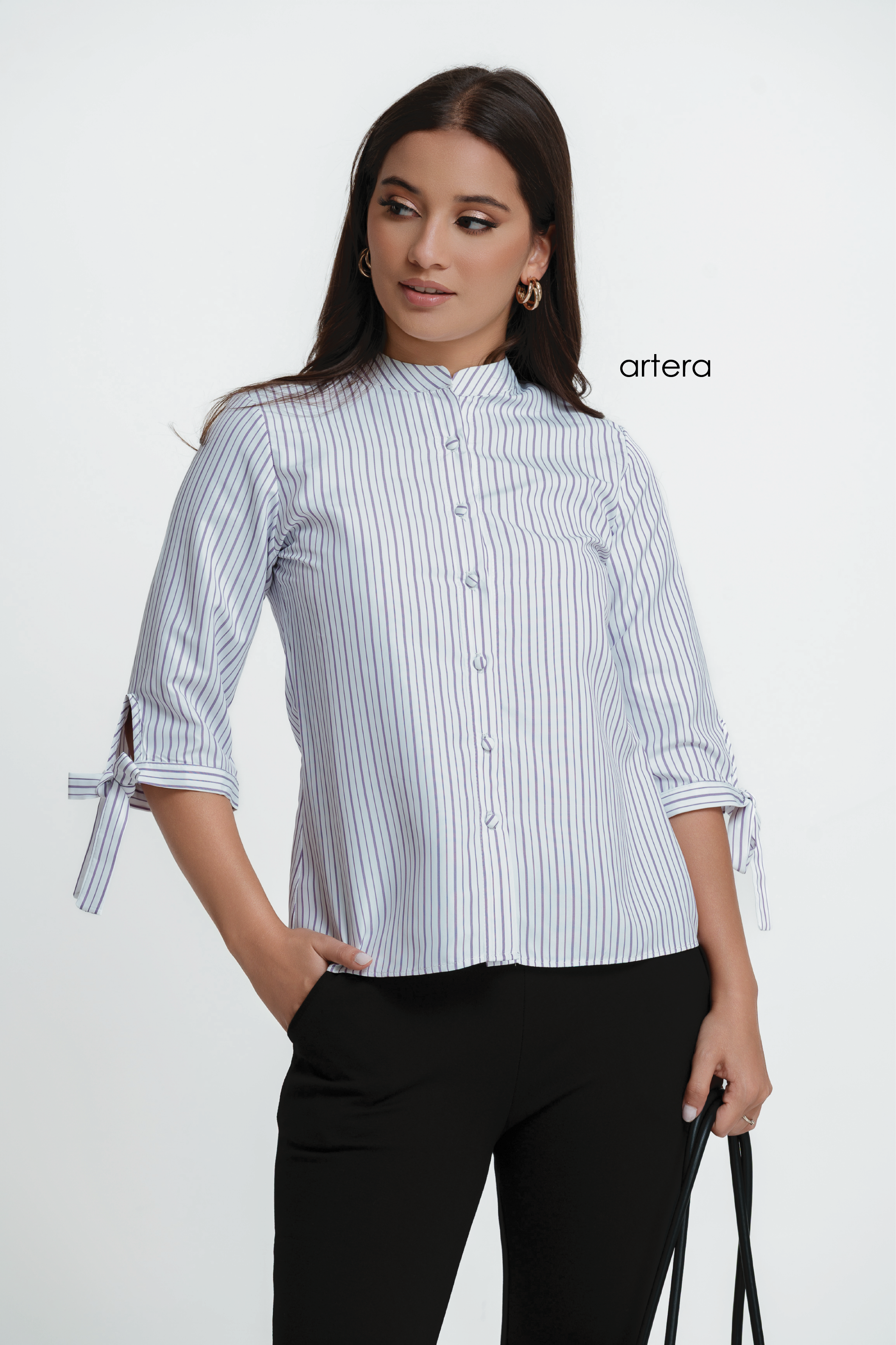 Mono line blouse