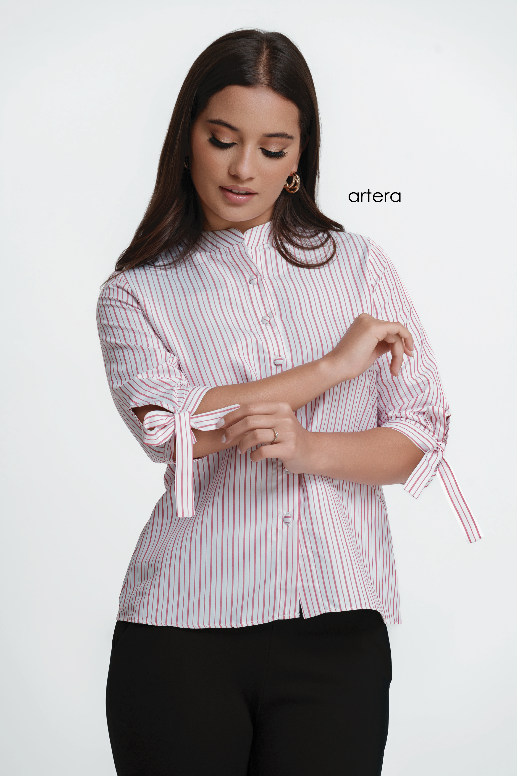 Mono line blouse