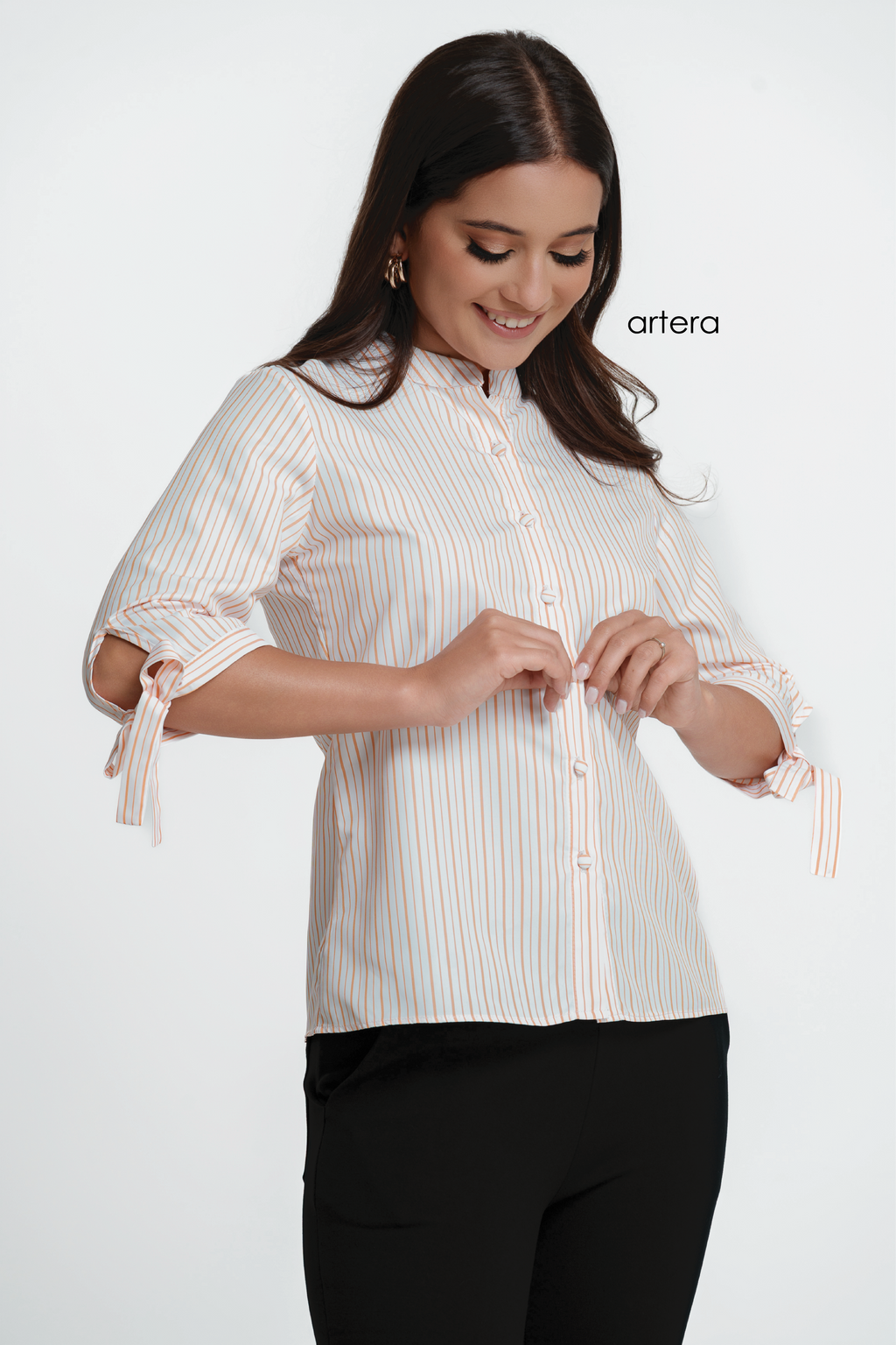 Mono line blouse